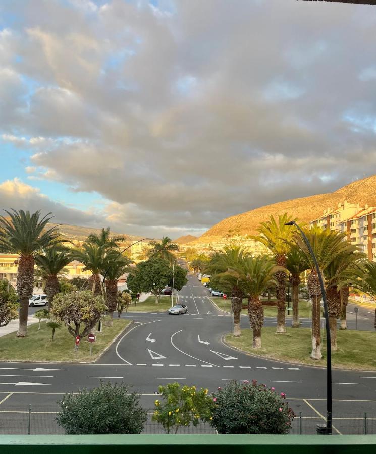 Апартаменты Apartamento Los Cristianos Лос Кристианос Экстерьер фото